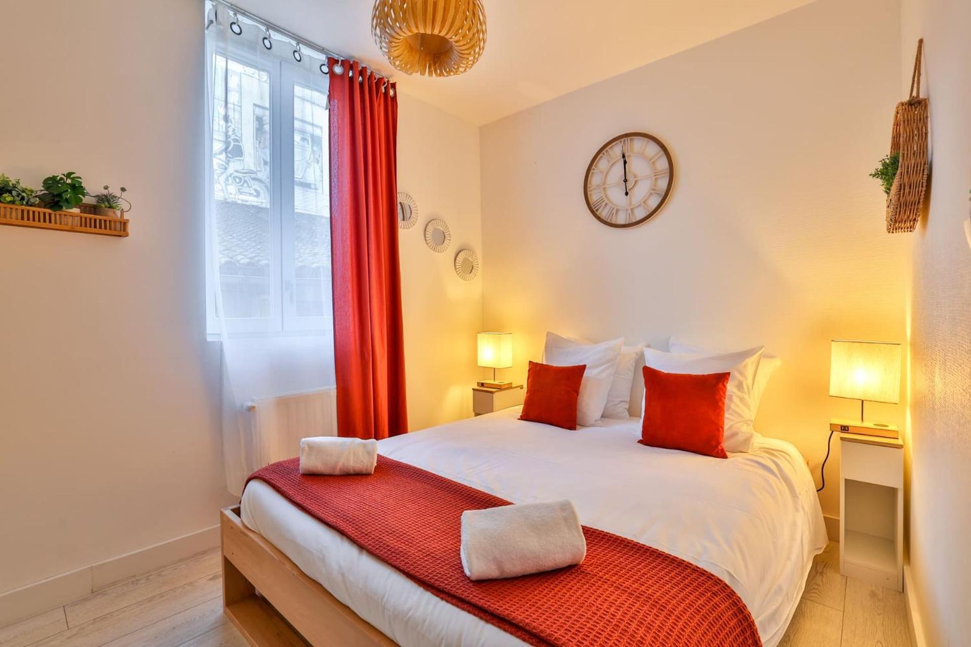 Le Lucien Eco-Appart'Hotel - Angouleme - Centre - Wifi - Parking Prive - Classe 4 Etoiles Bagian luar foto